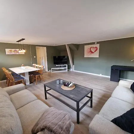 Spacious 2-bedroom Near Nord - Free Parking